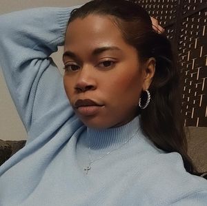 Meet your Posher, Miranda